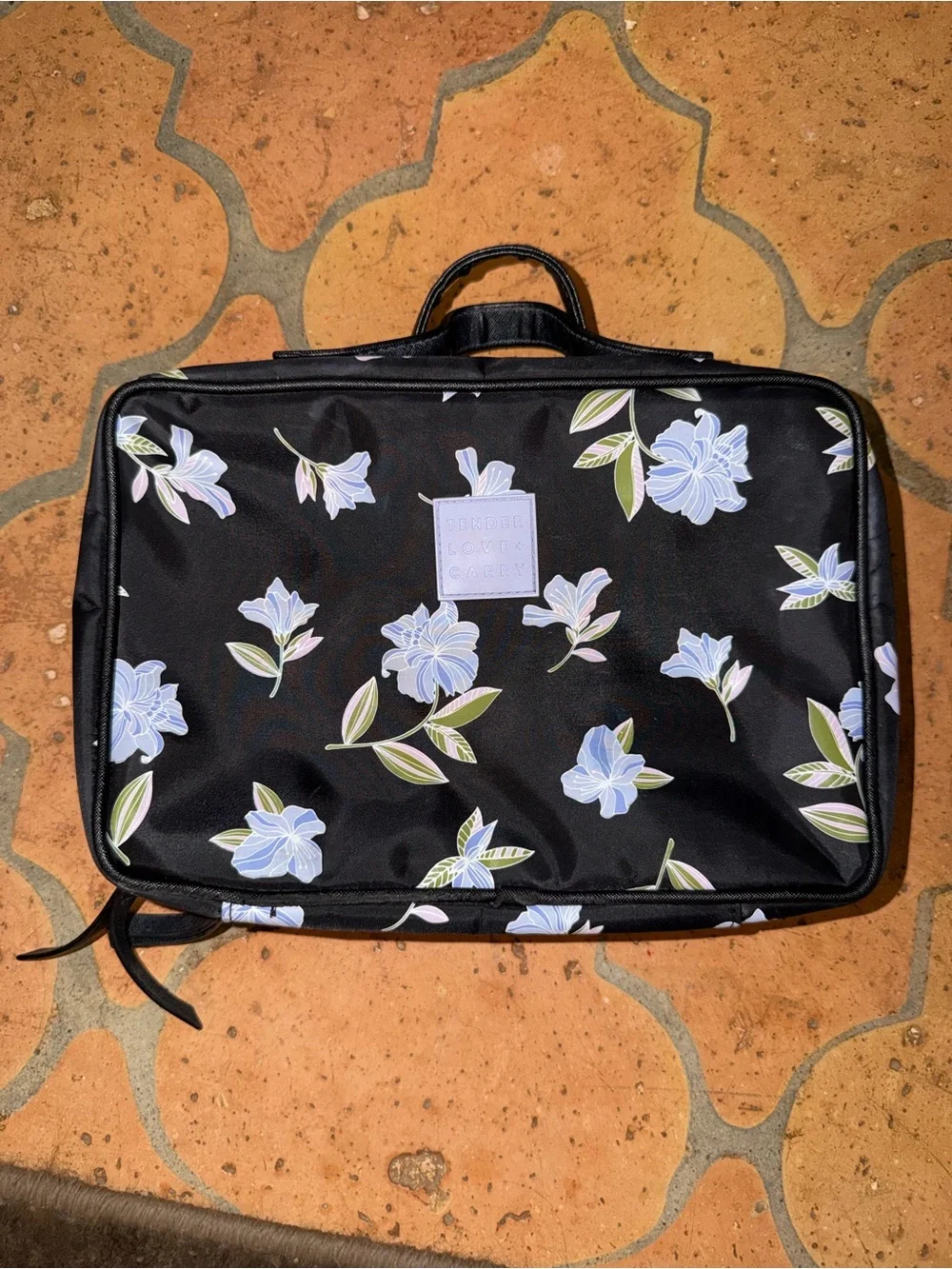 Tender Love + Carry two piece